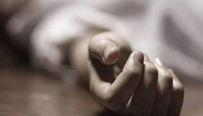 पीलीभीत: रसोई में पहुंचे परिजन तो विवाहिता का फंदे से लटका मिला शव, पुलिस जांच में जुटी