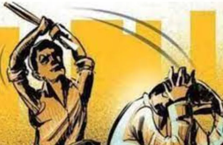 बदायूं: घर में घुसकर हमला, फरसा से कटी युवक की नाक