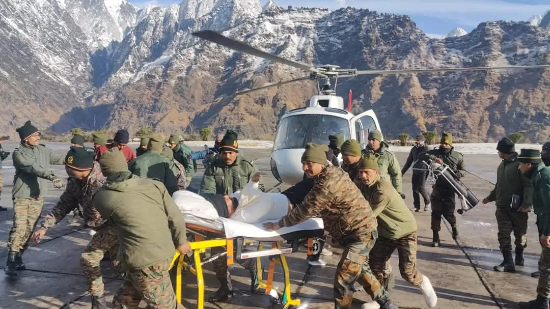माणा हिमस्खलन: 50 श्रमिकों का रेस्क्यू, 4 की मौत, 5 जिंदगियों की तलाश