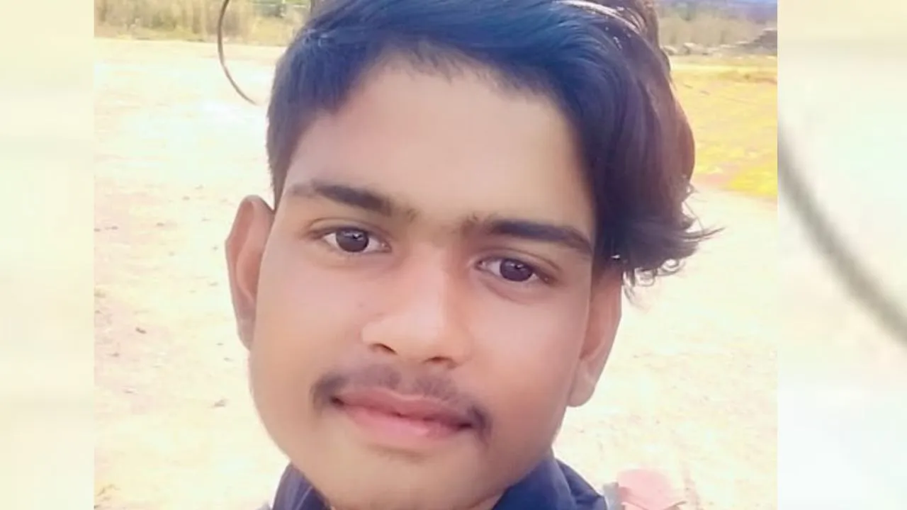 शाहजहांपुर: सांड की टक्कर से बाइक सवार की मौत, अस्पताल लेकर जा रही एंबुलेंस भी टकराई