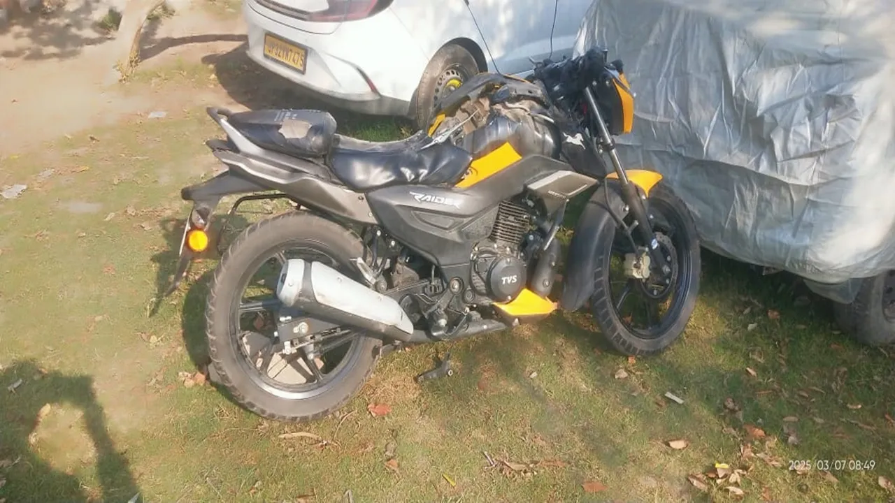 गोंडा: बाइकों की टक्कर में तीन युवक घायल, एक युवक की हालत गंभीर