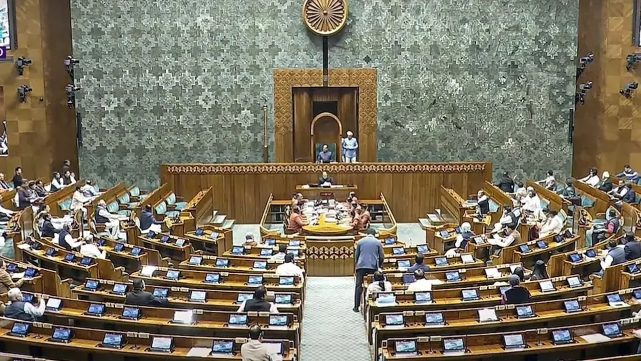 Parliament Session: बजट सत्र का दूसरा चरण शुरू, लोस अध्यक्ष ने सभी दलों से प्रश्नकाल सुचारू रूप से चलाने का किया आग्रह 