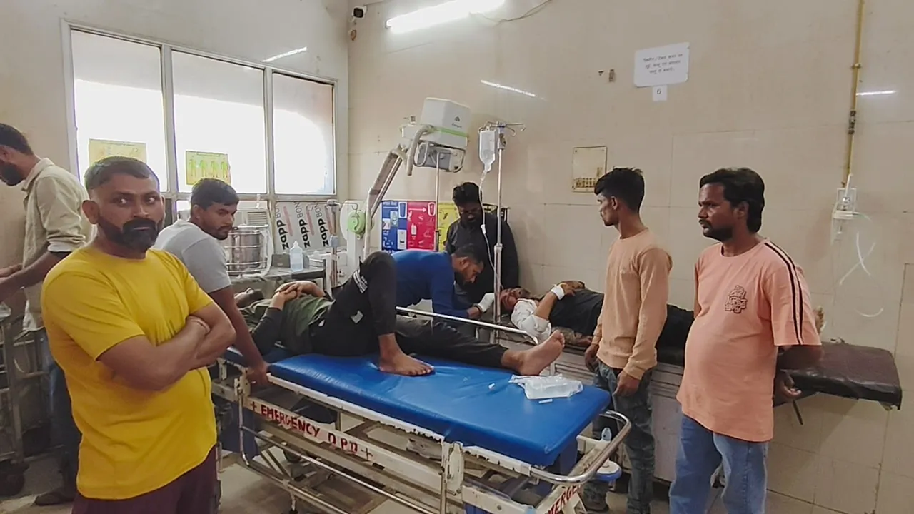 बहराइच में खूनी संघर्ष: जमीनी विवाद में गोली मारकर ग्रामीण की हत्या, एक ही परिवार के 4 घायल, जानें क्या बोली पुलिस