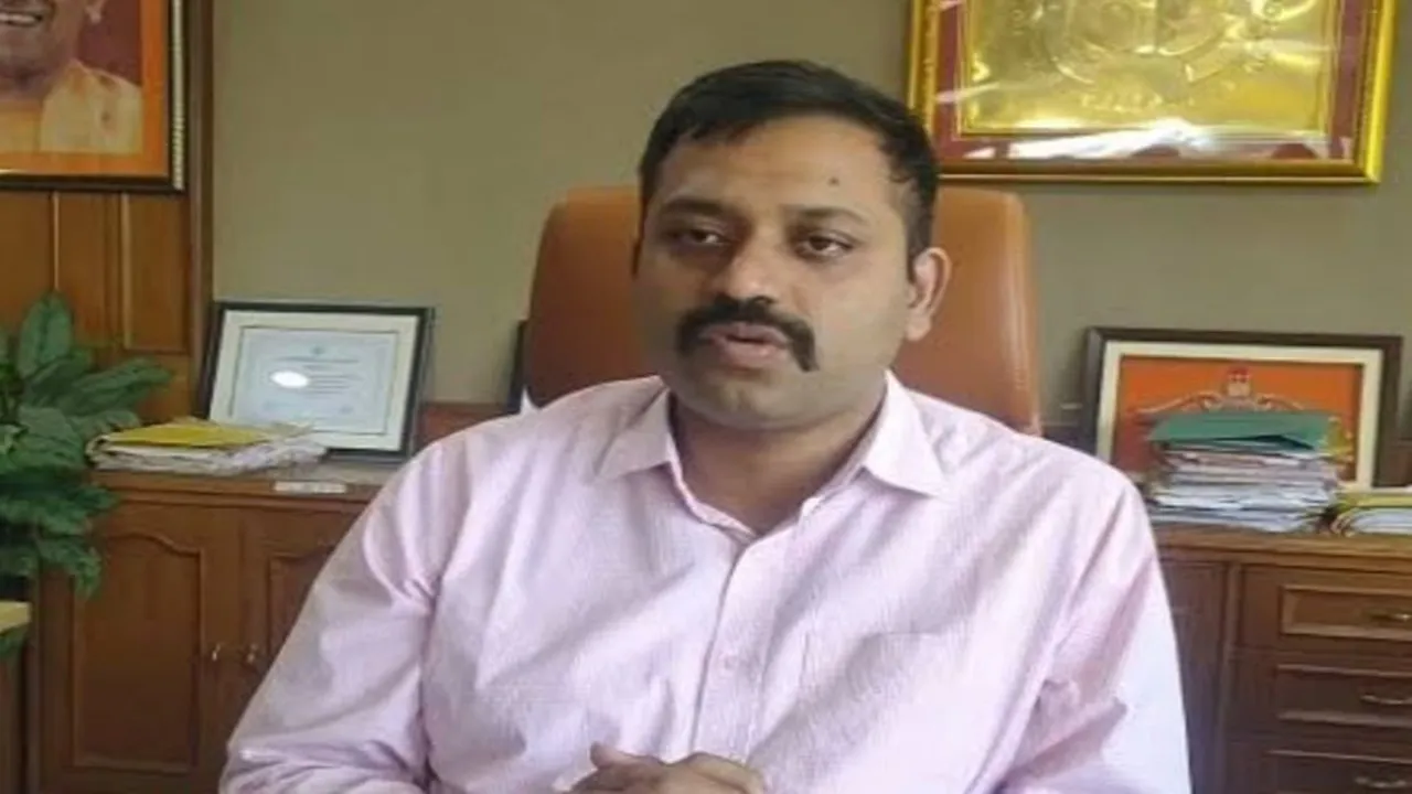 IAS प्रथमेश कुमार को मिला CEO इन्वेस्ट UP का अतिरिक्त चार्ज, IAS अभिषेक प्रकाश का लेंगे स्थान