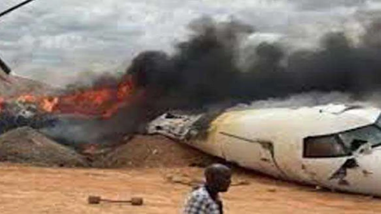 सोमालिया में मालवाहक विमान दुर्घटना में 5 लोगों की मौत
