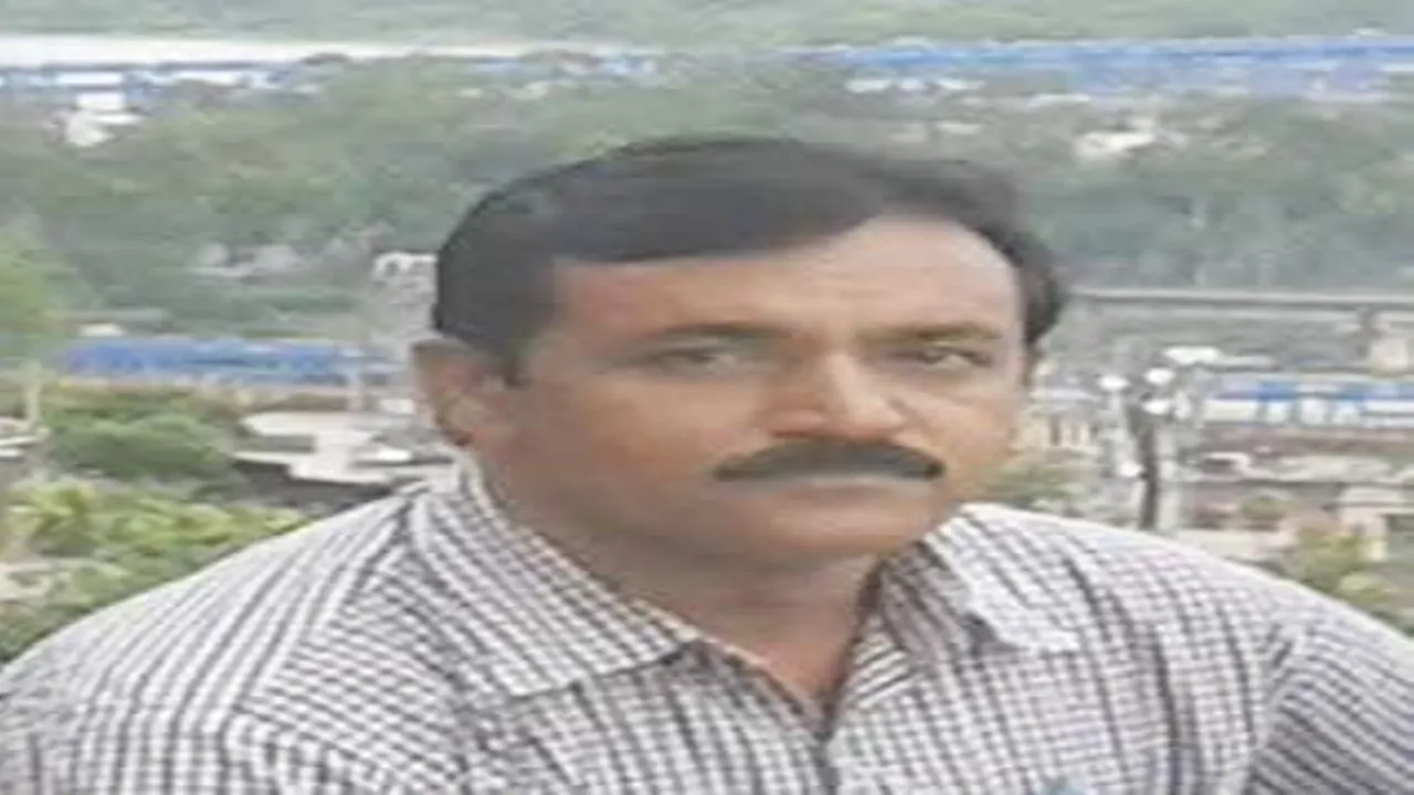 सुलतानपुर: सड़क किनारे खड़े अधेड़ को बेकाबू पिकअप ने रौंदा, मौत 