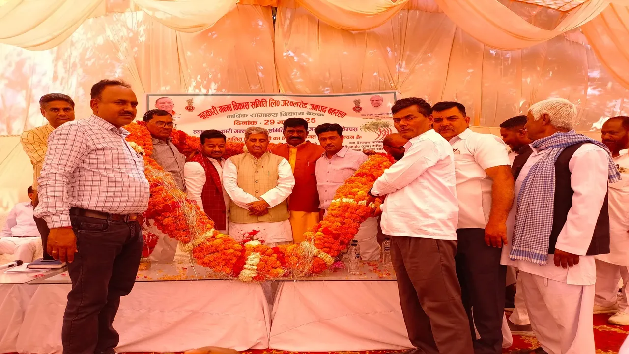 किसानों की समस्याओं का प्रमुखता से हो निदान: मुकुट बिहारी 