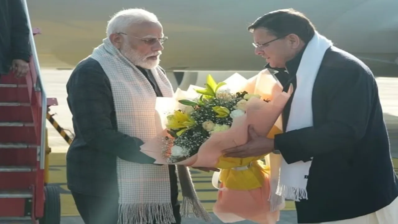 प्रधानमंत्री मोदी पहुंचे देहरादून, सीएम धामी ने किया स्वागत, मुखबा में करेंगे पूजा अर्चना, जानें पूरा शेड्यूल