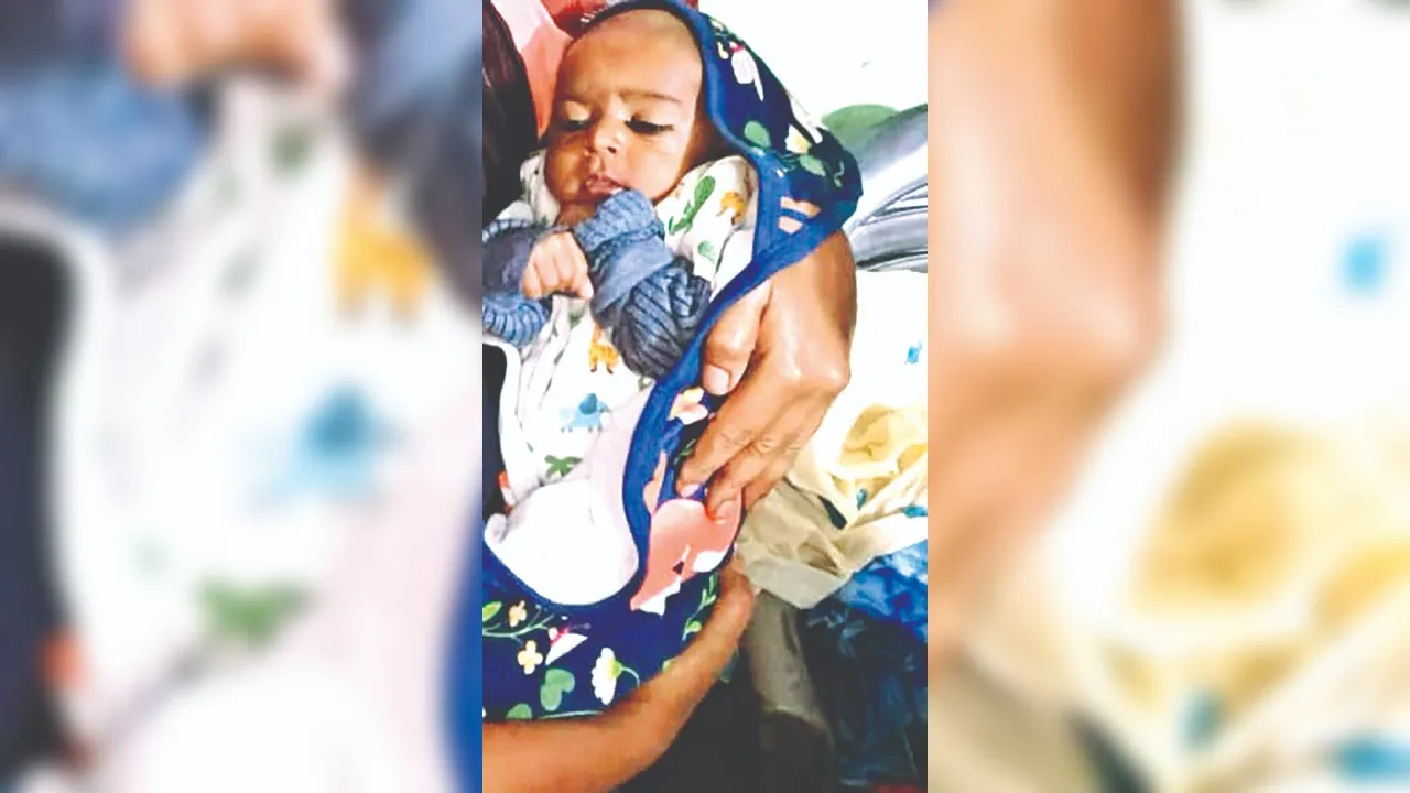 Kanpur: मानसिक मंदित महिला के हाथों में मिला बच्चा, पुलिस ले गई थाने, सब कर रहे दुलार