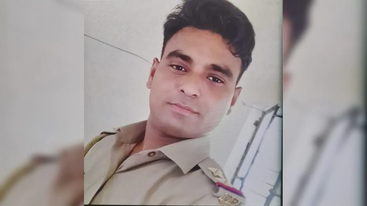 इटावा में दरोगा रिश्वत लेते हुए गिरफ्तार, एंटी करप्शन की टीम ने रंगे हाथों दबोचा, मुकदमे से नाम हटाने के लिए मांगे थे 50 हजार