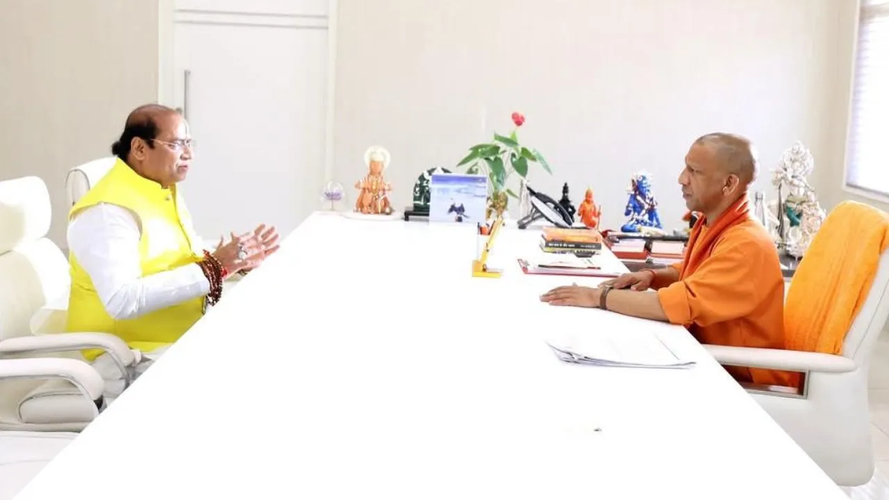 रफाका नाला को बंद करना जरूरी, जहरीली गैस से लोग परेशान; Kanpur में CM योगी से मिलकर विधायक सुरेंद्र मैथानी ने गिनाईं समस्याएं