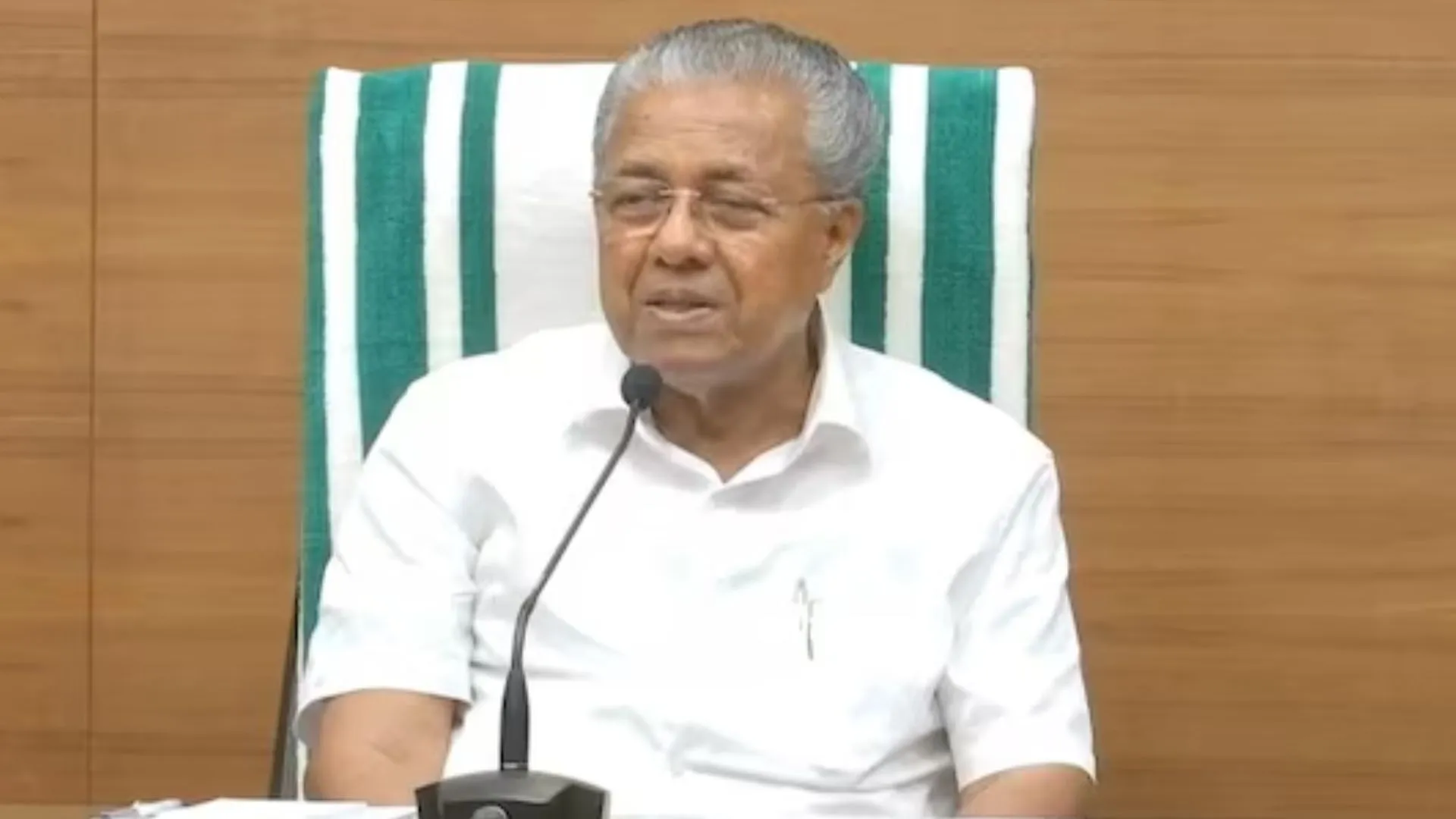 केरल: यूडीएफ का वायनाड पुनर्वास में देरी का आरोप, सरकार ने किया इनकार 