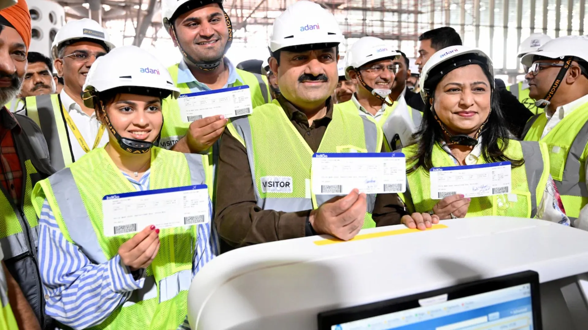 नवी मुंबई हवाई अड्डे का उद्घाटन जून में होगा, Gautam Adani का ऐलान