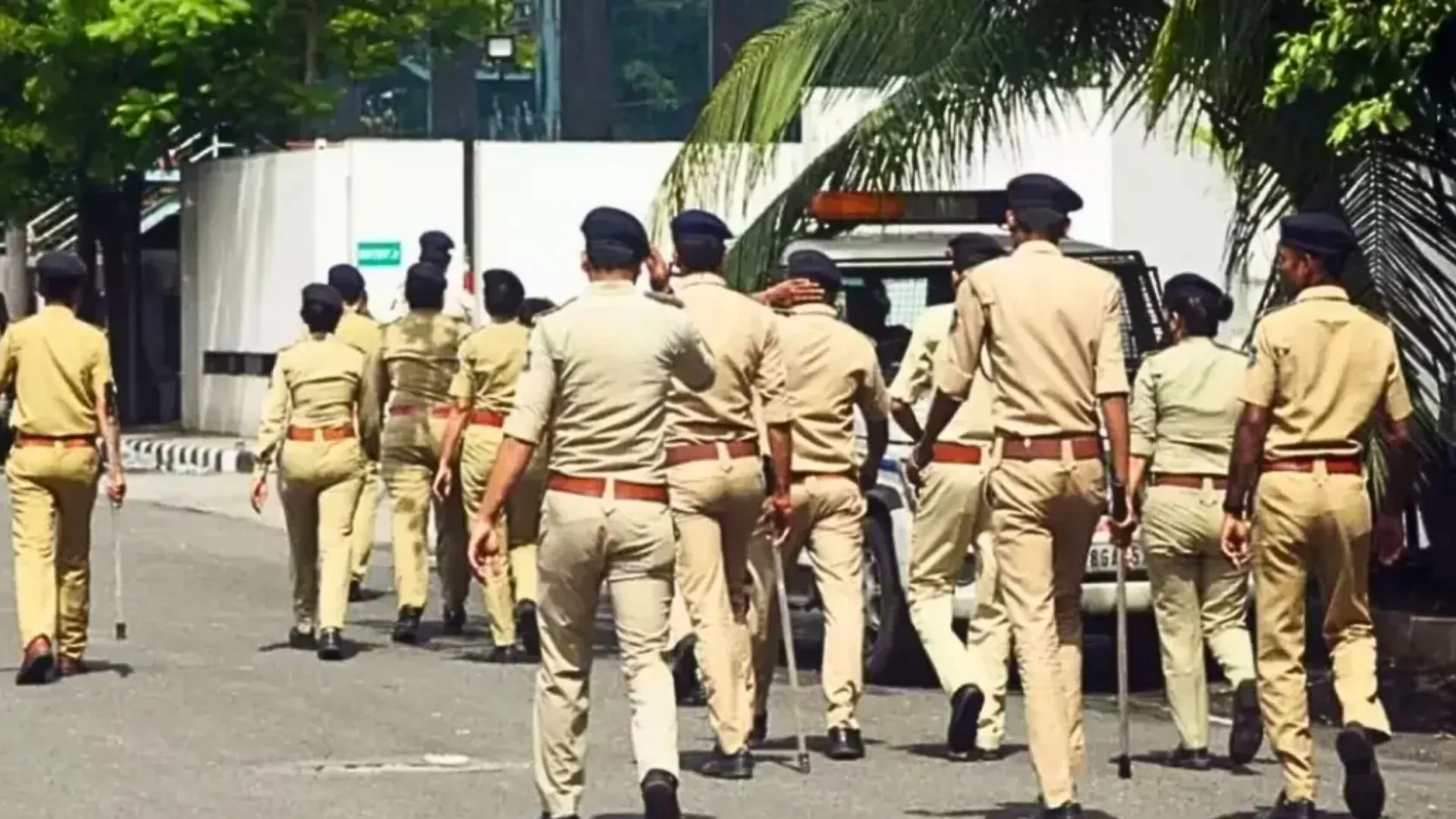 बिहार: पुलिसकर्मियों पर हमले को लेकर अधिकारी ने कहा, ‘वर्दीधारी लोग आत्मरक्षा में चला सकते हैं गोली’ 