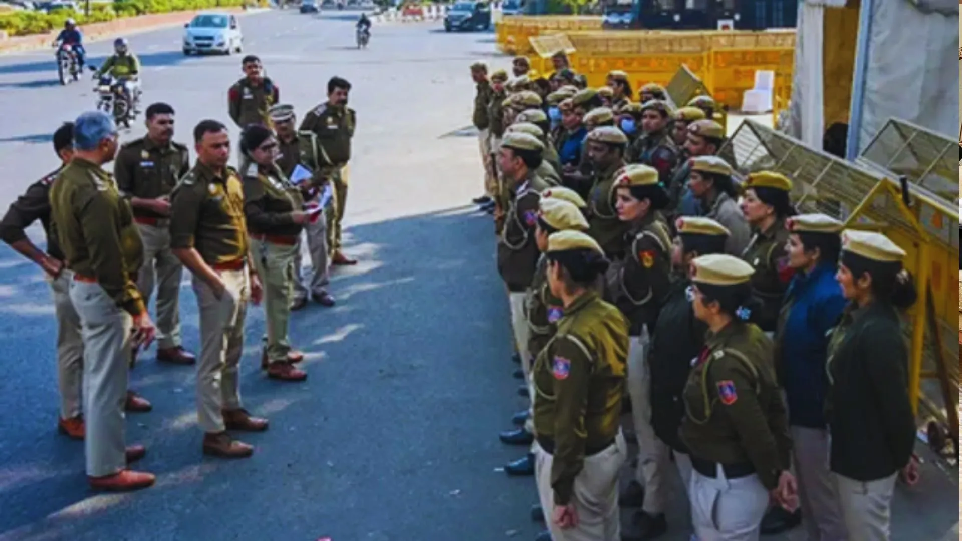 यूपी: ‘एंटी रोमियो स्क्वायड’ की तर्ज पर दिल्ली सरकार ने गठित किया ‘शिष्टाचार स्क्वायड’ 