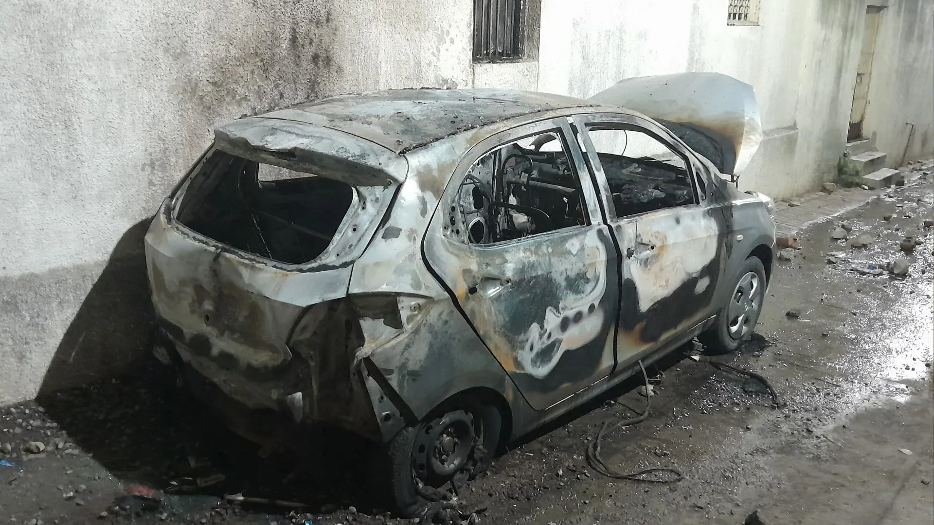 Nagpur Violence: नागपुर में दो गुटों की हिंसा के बाद 17 लोग हिरासत में लिए गए, कई गाड़ियों को फूंका...इलाके में दहशत