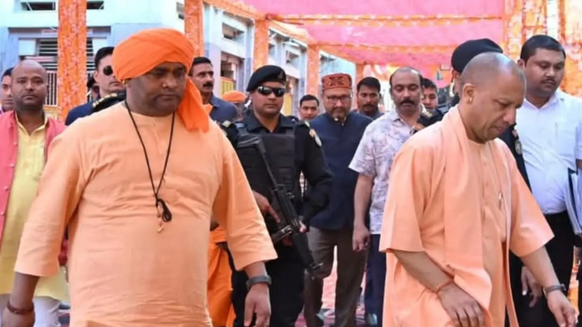 Balrampur News: मुख्यमंत्री योगी ने बलरामपुर को स्मार्ट सिटी बनाने का किया ऐलान 