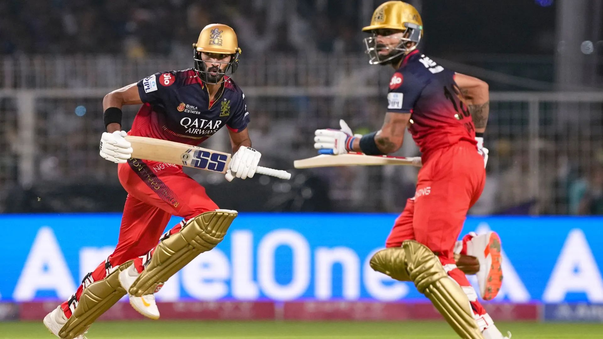 KKR vs RCB IPL 2025: बेंगलुरु ने कोलकाता को सात विकेट से हराया, कोहली ने मारे 59 रन