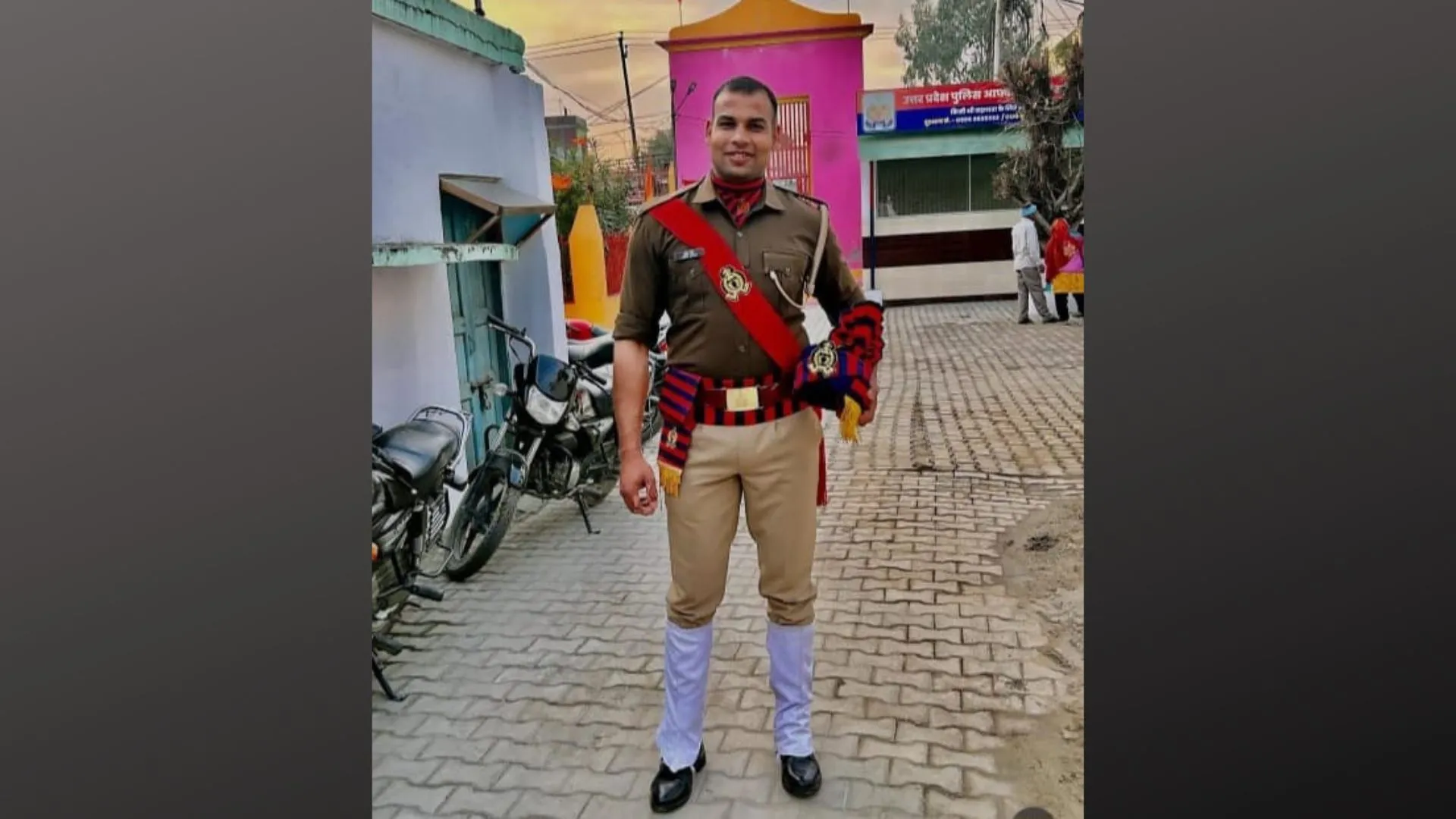 रामपुर: सिपाही ने खुद को सरकारी राइफल से मारी गोली, मौत...टांडा कोतवाली में था तैनात