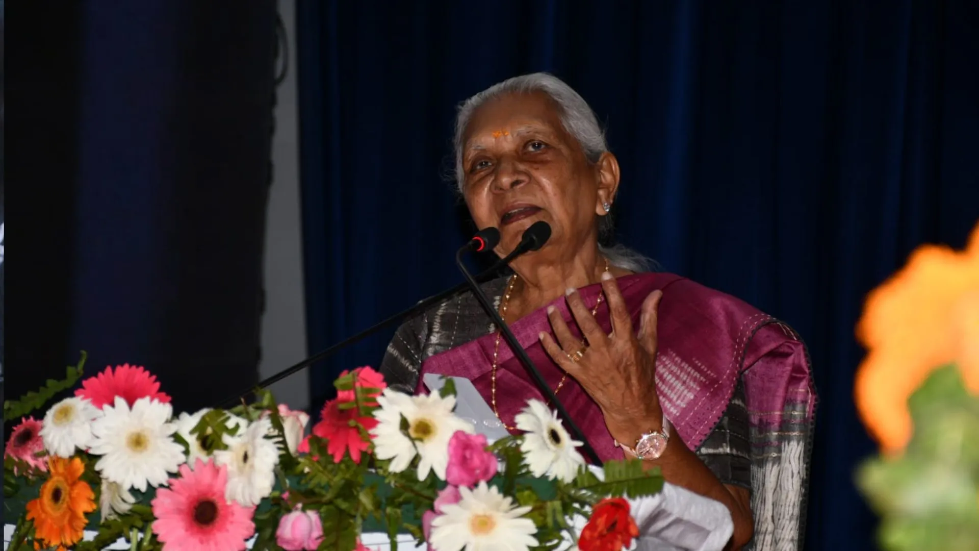 अयोध्या: समाज के निर्माण से होगा राष्ट्र का निर्माण- राज्यपाल आनंदी बेन पटेल