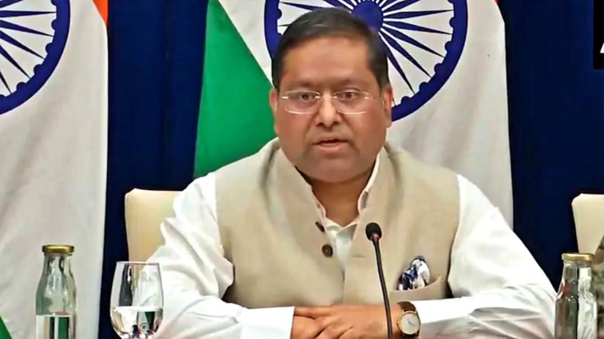 Operation Brahma: दो नौसैन्य जहाज म्यांमार भेजे, ‘फील्ड हॉस्पिटल’ को हवाई मार्ग से पहुंचाया जाएगा- विदेश मंत्रालय 