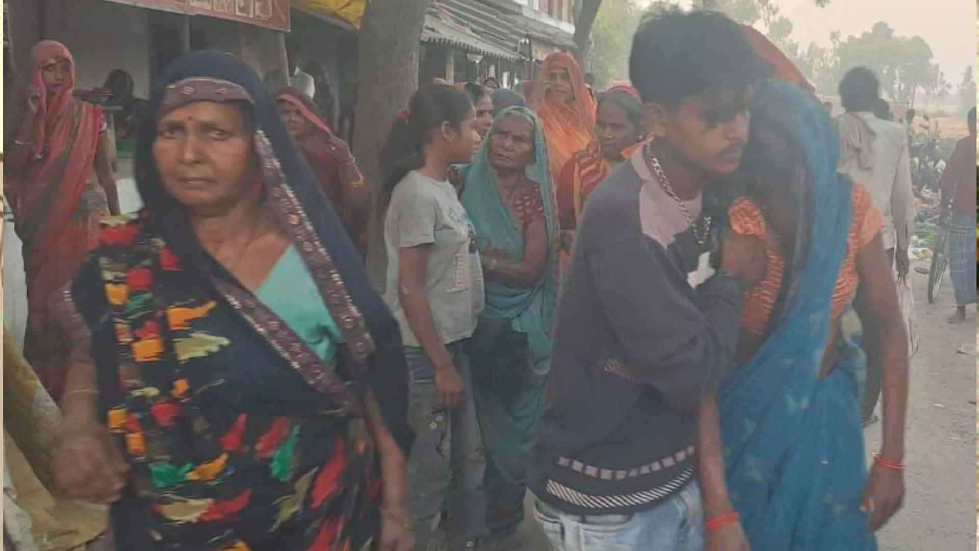 प्रतापगढ़: खेलने के दौरान गला कसने से मासूम की मौत, परिवार में कोहराम