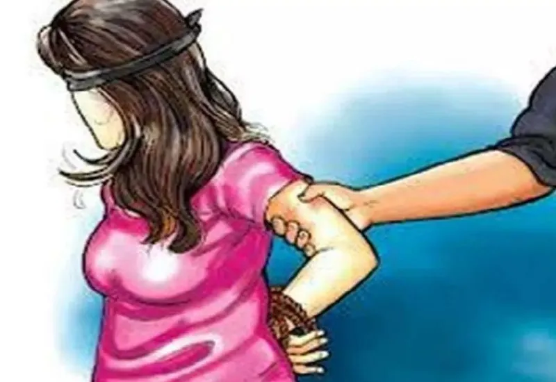 रामपुर : युवती का अपहरण कर ले गया दूसरे समुदाय का युवक, घर में रखे रुपये और जेवर भी ले गई 