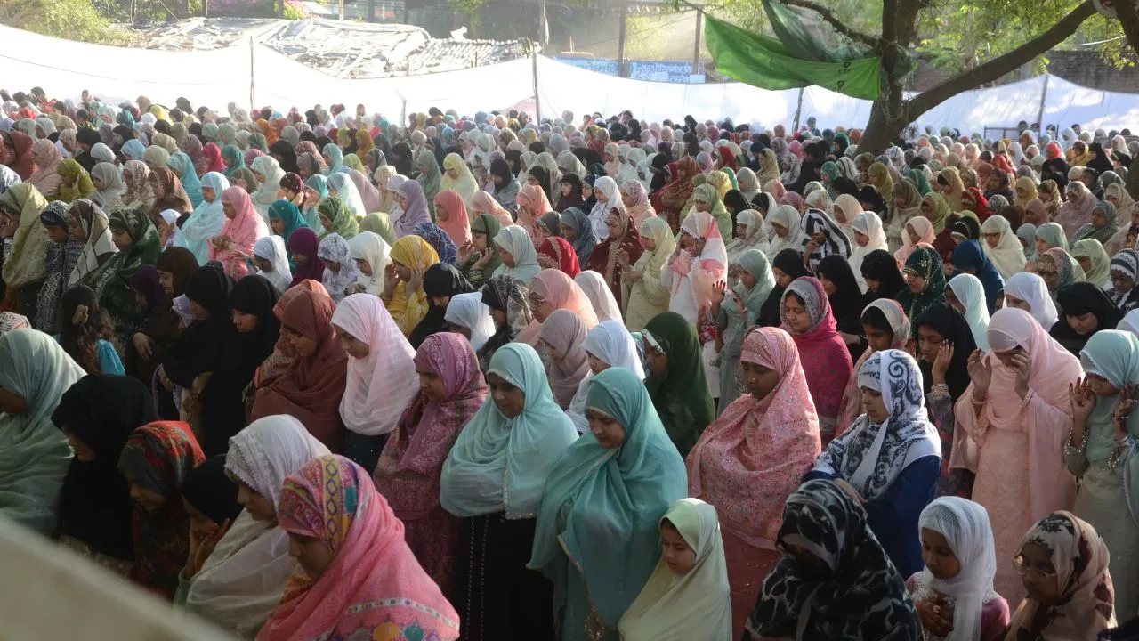 Eid 2025 Kanpur 222233