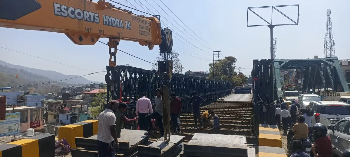 पुलिस को मिली तहरीर, नट-बोल्ट चोर की तलाश में जुटी    