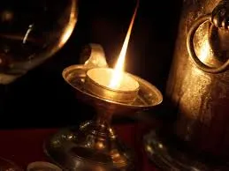 मंदिर के दीपक से जलकर मरी 95 साल की वृद्धा   