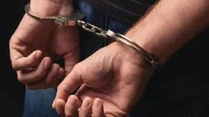 छह साल से फरार 25 हजार का इनामिया नोएडा से गिरफ्तार