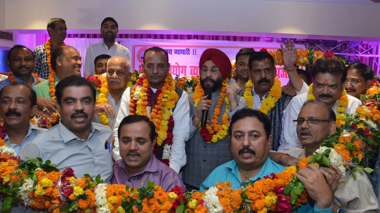 कानपुर में भारतीय उद्योग व्यापार प्रतिनिधि मंडल की ऑनलाइन प्रांतीय बैठक: 60 से अधिक जिलों के प्रदेश अध्यक्ष हुए मनोनीत