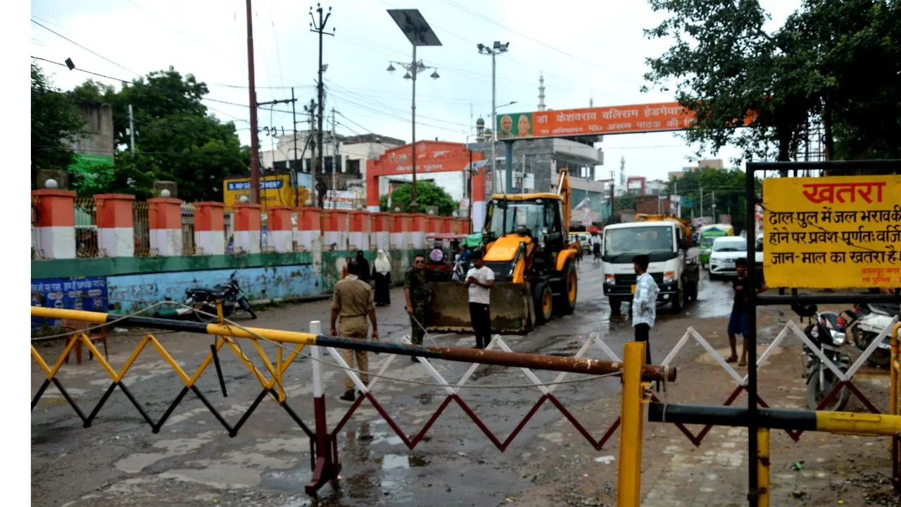 इसरो की मदद से बाढ़ नियंत्रण के लिए मौपिंग; Kanpur Nagar Nigam बनाने में जुटा मास्टर ड्रेनेज प्लान, 30 साल की बारिश का डाटा किया जा रहा एकत्र