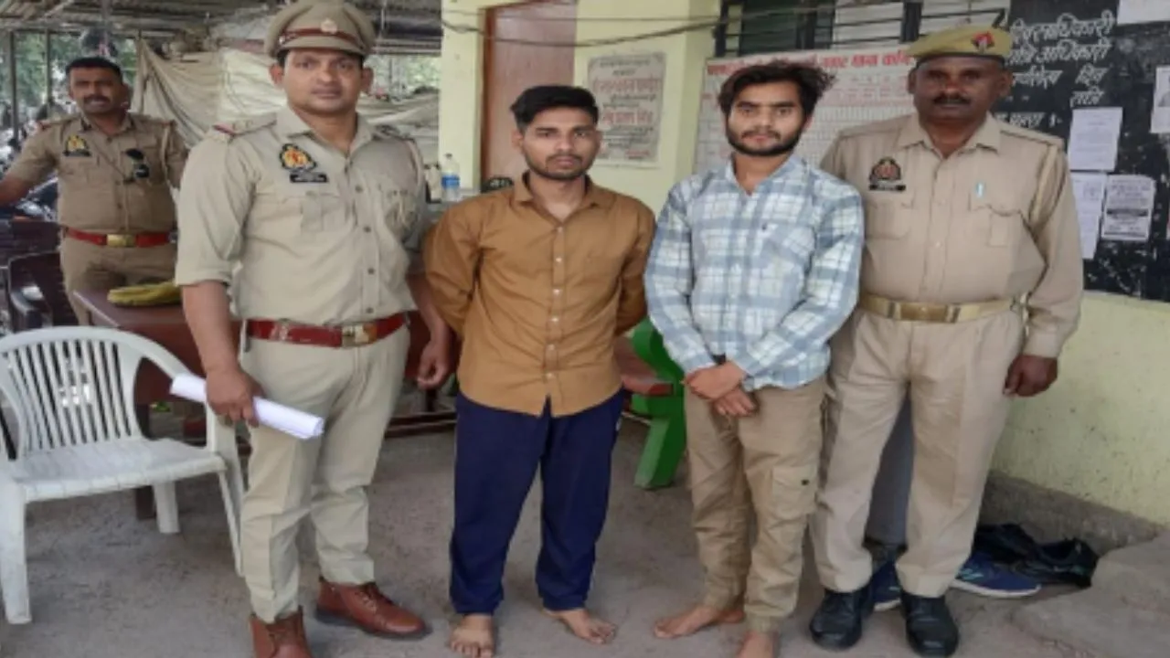 कानपुर में ATM से फ्रॉड करने वाले दो शातिर गिरफ्तार; आयरन प्लेट-कील और कार्ड बदलकर करते वारदात, ये लोग रहते टारगेट...