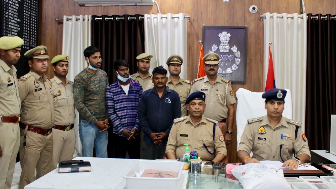 दिन में रेकी...रात में हाथ करते साफ; इटावा पुलिस के चंगुल में फंसे तीन शातिर चोर