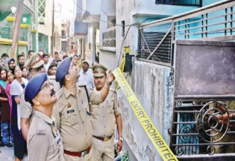 Moradabad : बेटी पर हमले के दौरान गिड़गिड़ाती रही दादी, नहीं आया रहम