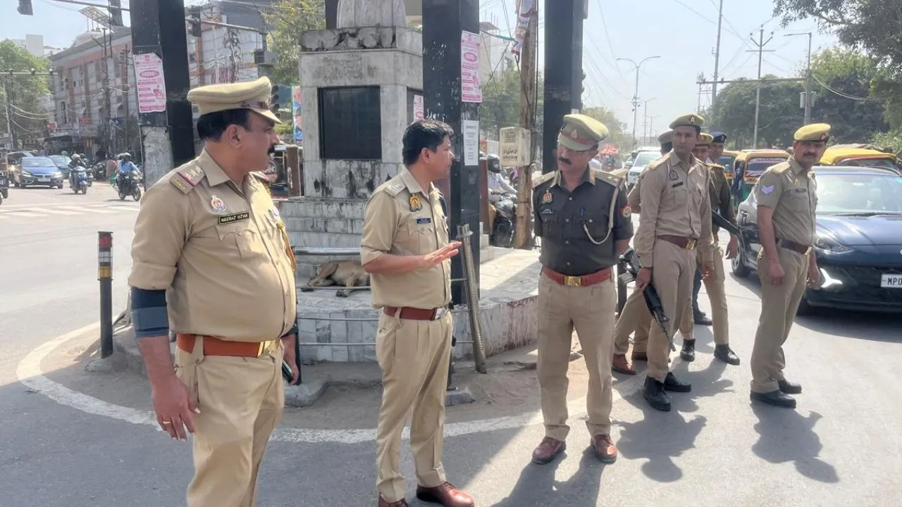 Kanpur: ट्रैफिक और आरटीओ टीम की हाईवे पर घेराबंदी, 41 वाहन सीज; यहां तक चला अभियान, मचा हड़कंप