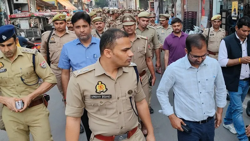 Sambhal : जामा मस्जिद सदर की गिरफ्तारी के बाद सुरक्षा प्रबंध पुख्ता, असमाजिक तत्वों पर रखी जा रही खास निगाह