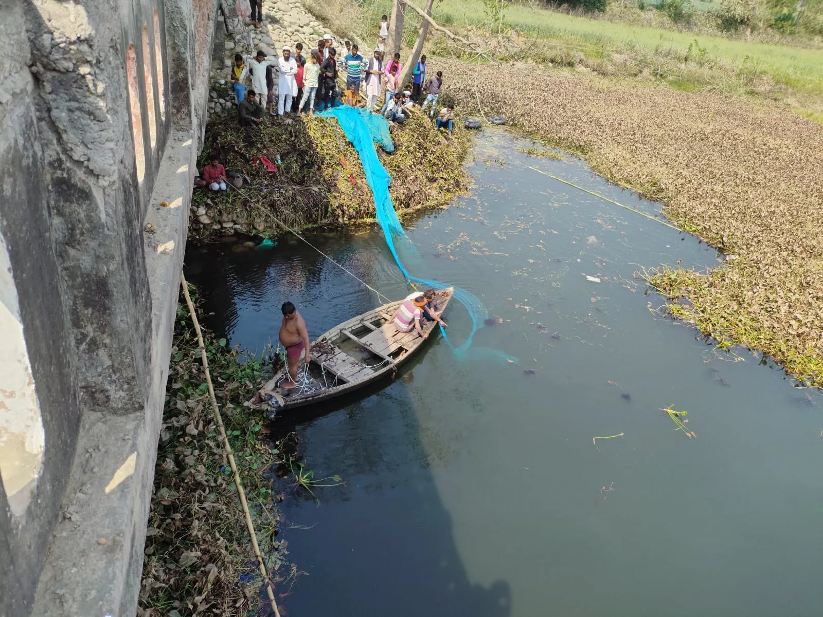 लखीमपुर खीरी: दूसरे दिन भी नहीं मिला मनोज का शव, तलाश में जुटी पुलिस