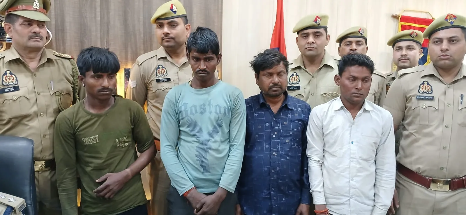 कासगंज पुलिस ने लूट की दो घटनाओं का किया खुलासा, चार लुटेरे गिरफ्तार