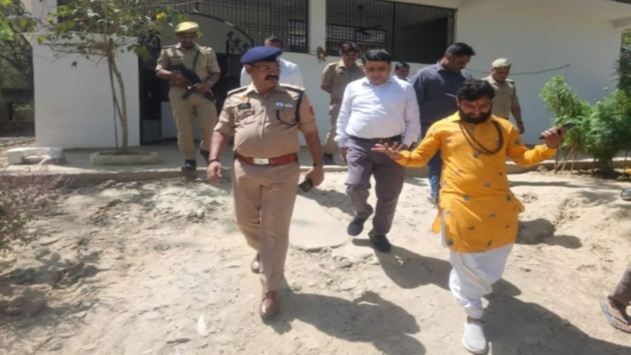 Ayodhya : एक ही रात में भाजपा नेता समेत पांच घरों में लाखों की चोरी 