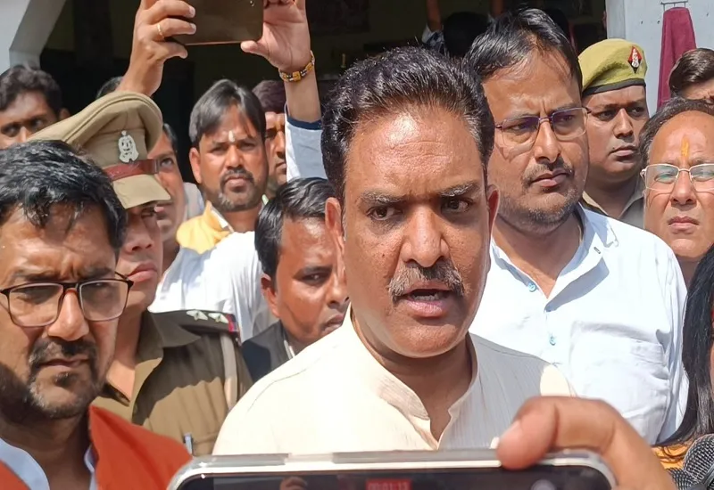 मुरादाबाद : राज्यमंत्री असीम अरुण बोले- सरकार ने आतंकवादियों का हिसाब कर दिया, यह गुंडे किस खेत की मूली हैं