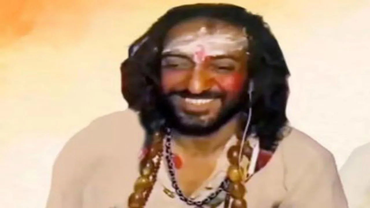 IITian बाबा को पुलिस ने किया गिरफ्तार, झोले में मिला कुछ ऐसा कि अधिकारी भी हो गए हैरान