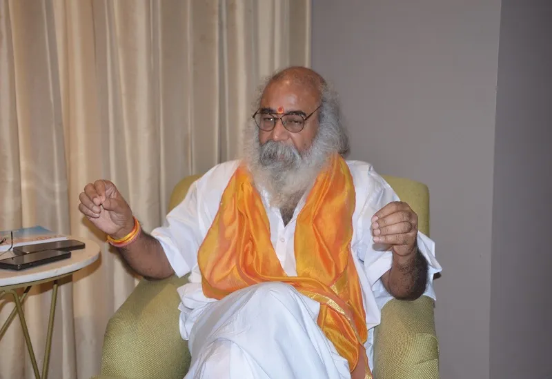 मंदिर-मस्जिद पर चाहे जो रंग करो, सारे रंग भारत के...संभल जामा मस्जिद के रंग को लेकर उपजे विवाद पर बोले आचार्य प्रमोद कृष्णम