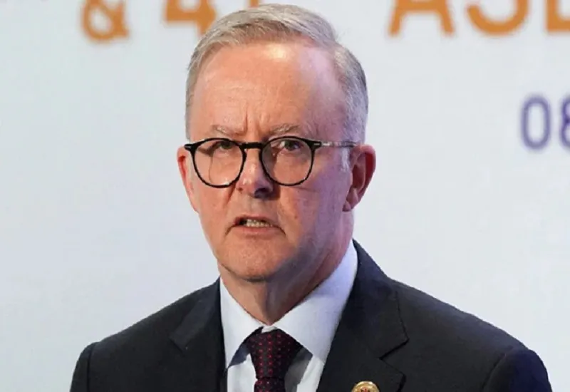 ऑस्ट्रेलिया में भरी हुई बंदूक के साथ विमान में चढ़ा किशोर, पूर्व बॉक्सर ने पकड़ा...PM अल्बनीज बोले-यह घटना चिंताजनक 