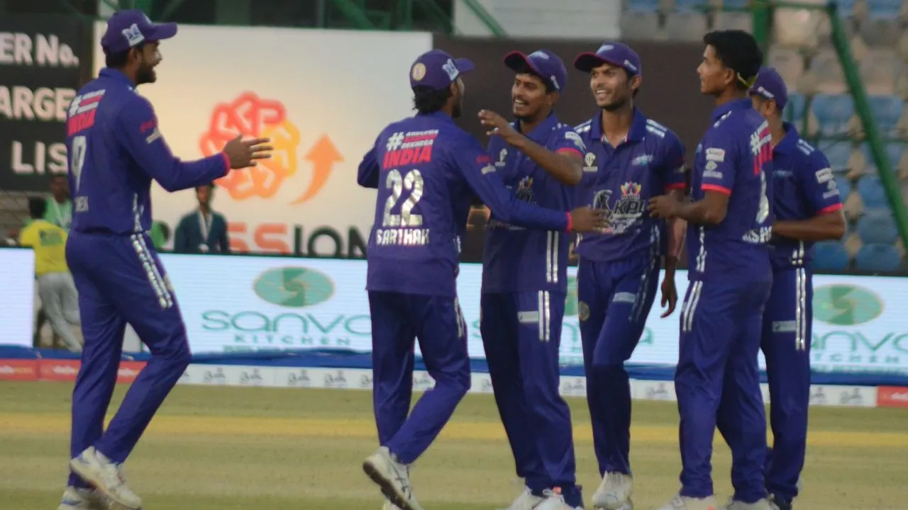 कानपुर प्रीमियर लीग: सुपर किंग्स की रिकॉर्ड जीत, प्राइम इंडियंस के बल्लेबाजों का फ्लॉप शो, कोई भी दहाई का आंकड़ा न छू सका