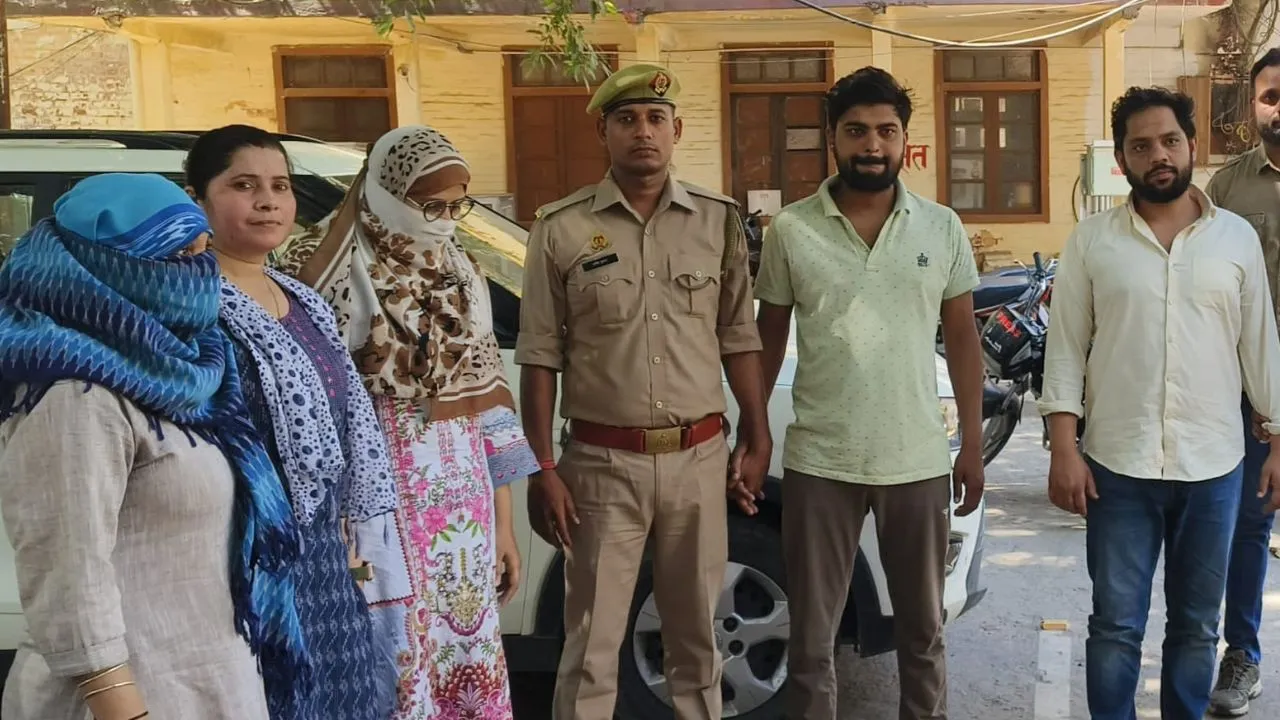 Kanpur में करोड़ों की ठगी करने वाले अंतर्राज्यीय गिरोह का भंडाफोड़: नौकरी का झांसा देकर लोगों को बनाते थे शिकार, 4 गिरफ्तार