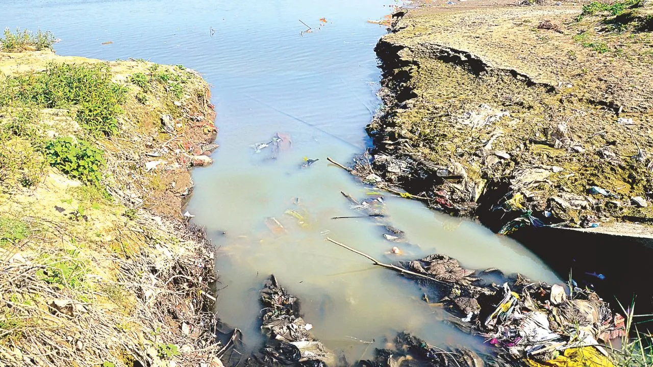 कानपुर में अनटैप्ड नाले जून 2027 तक टैप्ड किए जाएंगे; NGT ने दिए ये निर्देश, अनुमानित 152 करोड़ रुपये होंगे खर्च...