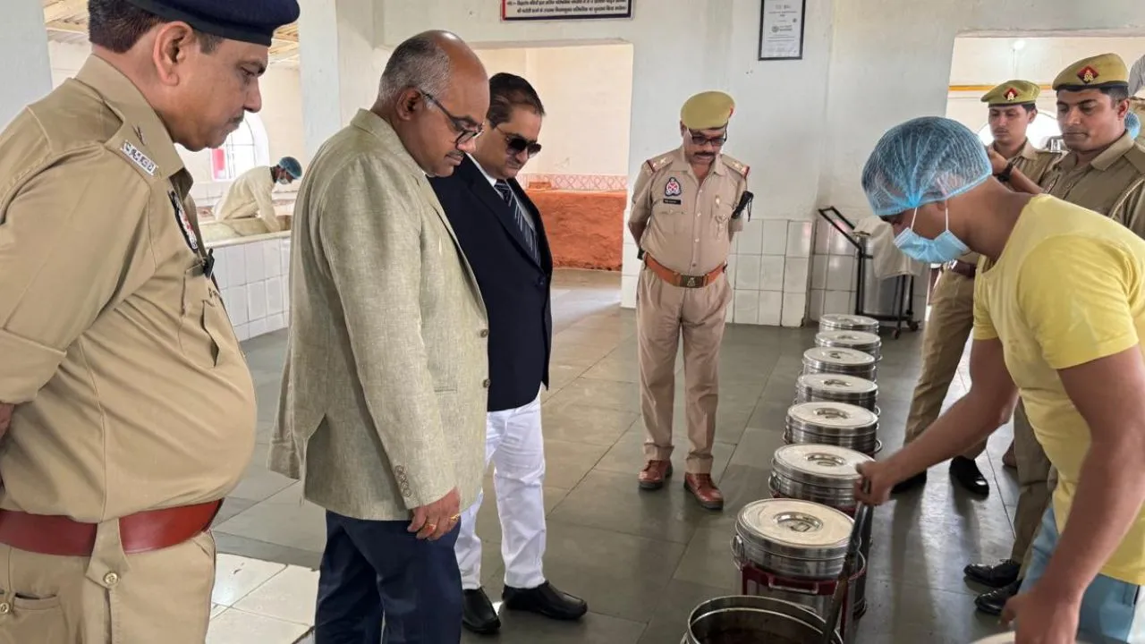 कानपुर जेल निरीक्षण 11