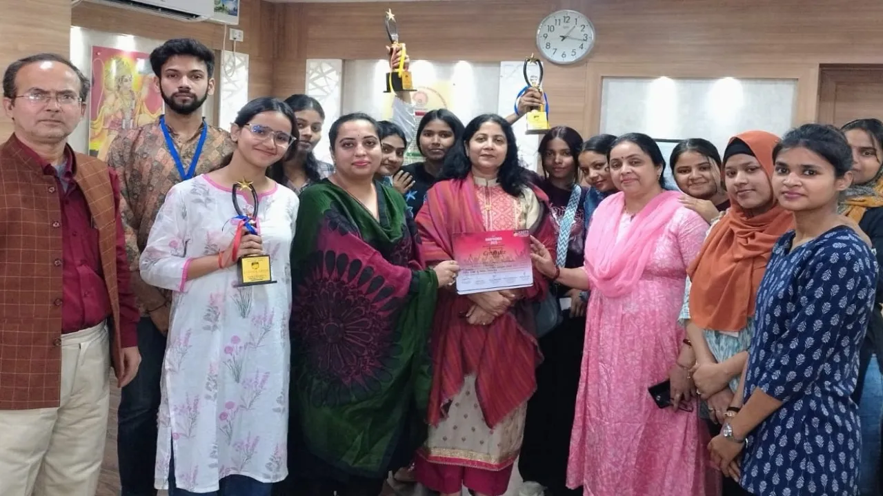 Amiphoria 2025 : अवध विश्वविद्यालय के मेधावियों ने झटके कई पुरस्कार 